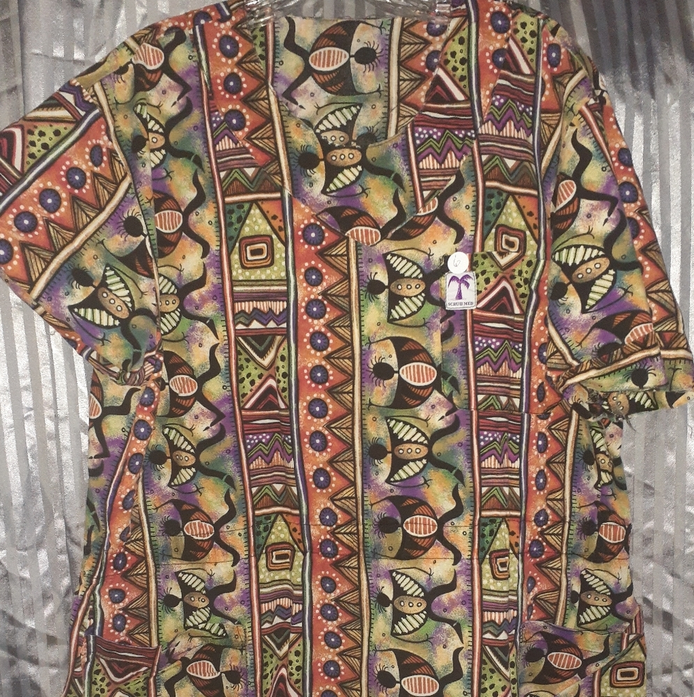 Scrub top - Picture 3 of 3